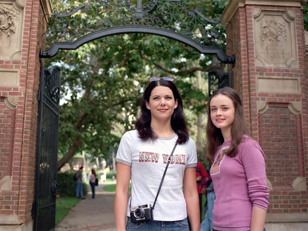 'Gilmore Girls' Season 2, Episode 4: The Road Trip to Harvard